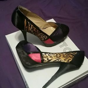 Leopard heels